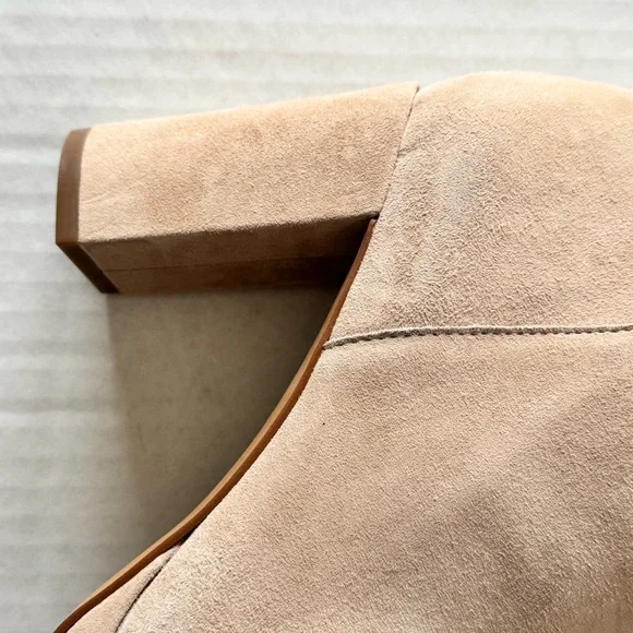 Vince Camuto VP Isanna Boots - Picture 9 of 15